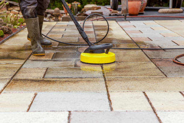 Best Pool Deck Cleaning in Seymour, WI